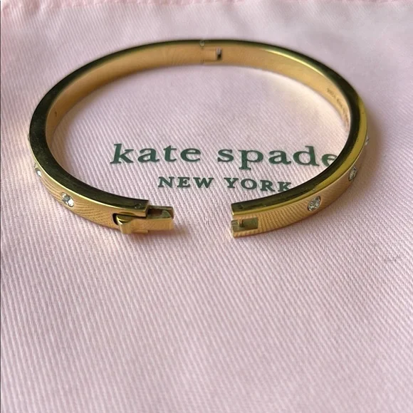 SOLD kate spade set in stone hinged bangle - Picture 4 of 4